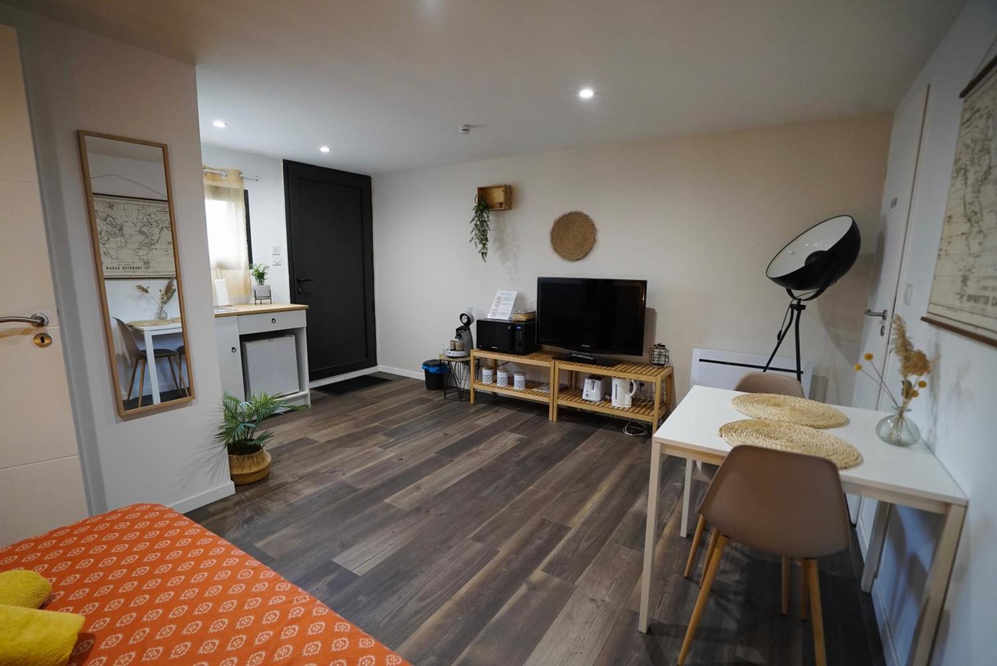 Studio Independant A 20Min Des Plages Castelnau-de-Guers エクステリア 写真
